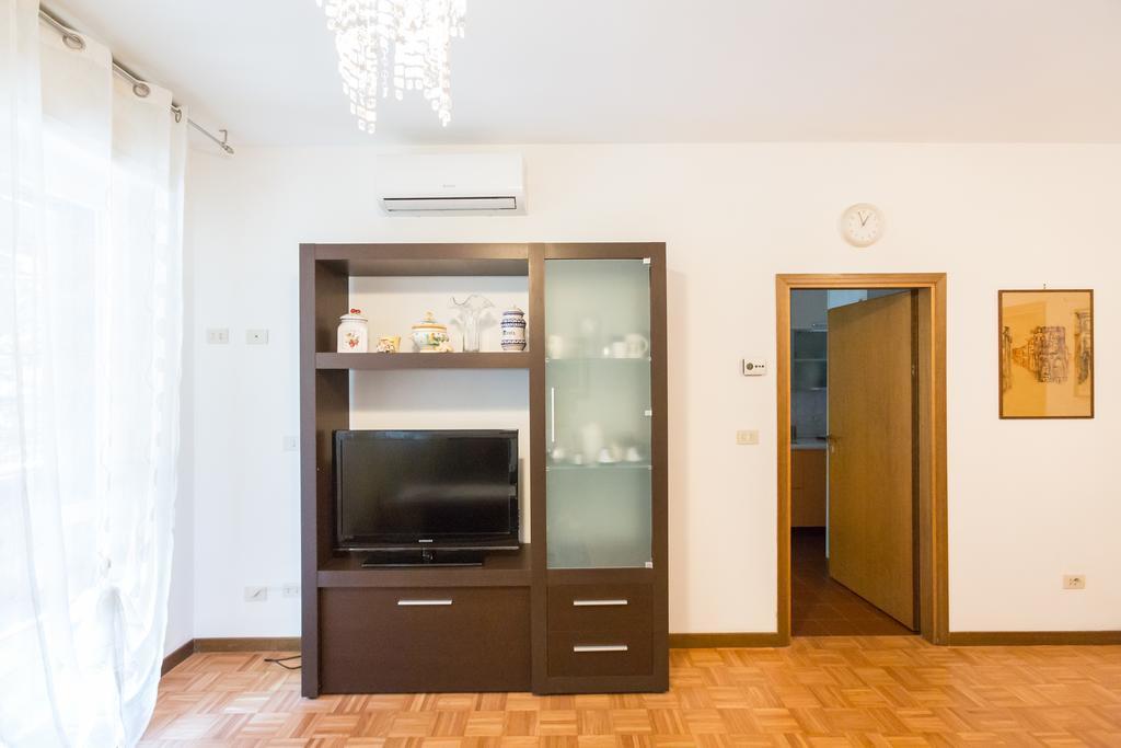 Bolognina Central Apartment Bologna Kültér fotó