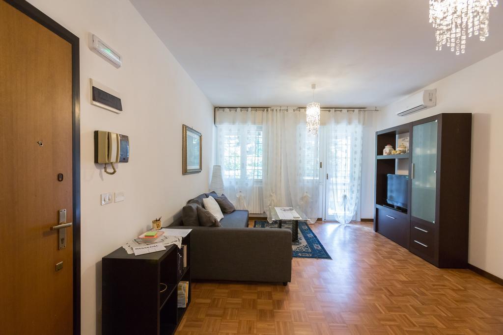 Bolognina Central Apartment Bologna Kültér fotó